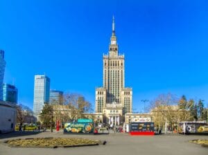 Włochy i Ochota w Warszawie – gdzie szukać kompromisu między ceną a dojazdem do centrum?
